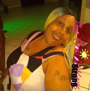 Meet your Posher, Kandy